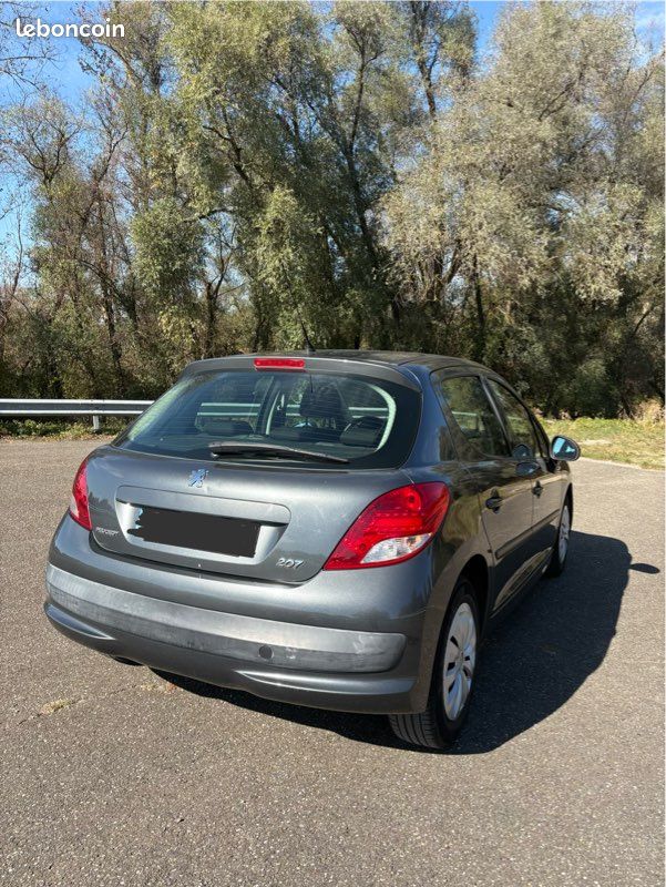 Peugeot 207 1.4 HDI (image 2)