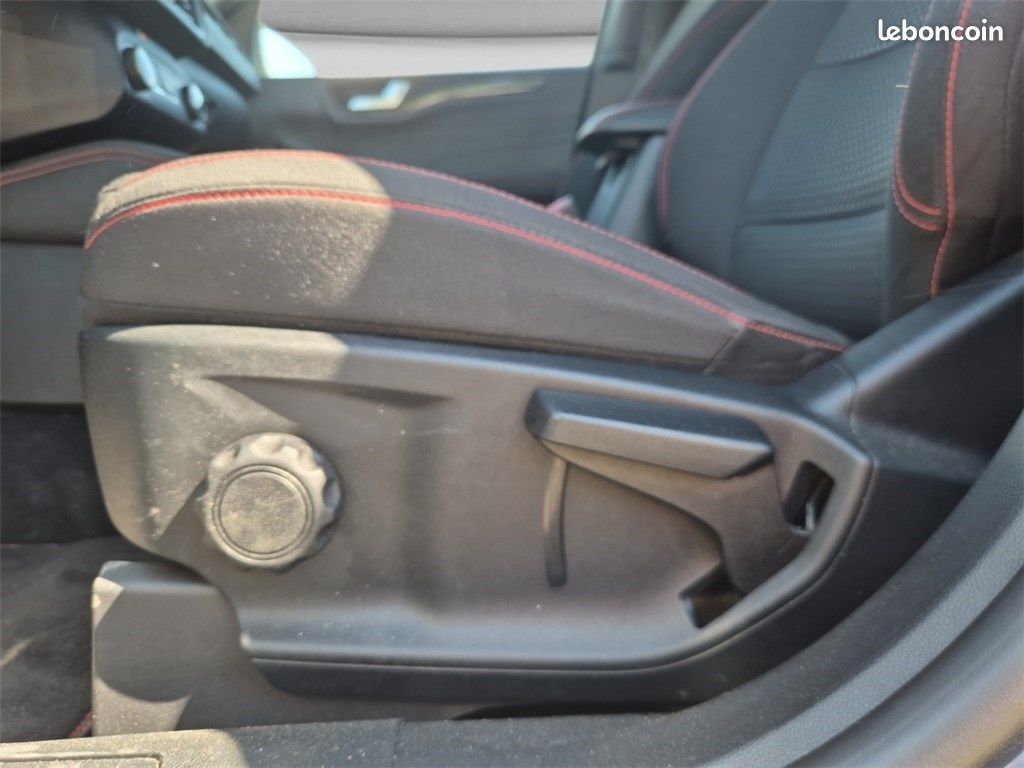 Ford Kuga III 2.5 DURATEC 225 CH PHEV POWERSHIFT ST-Line (image 24)