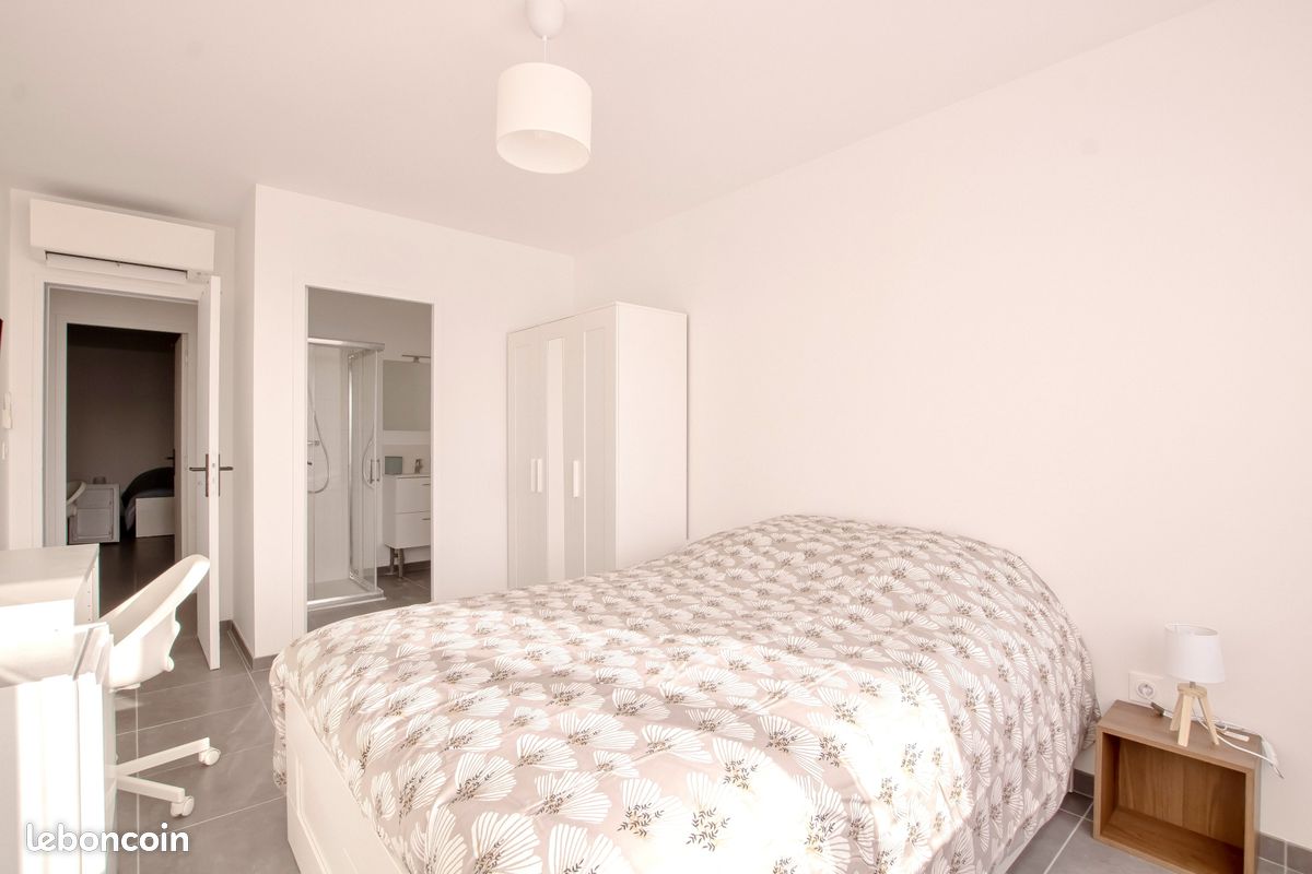 Appartement 1 pièce 17 m² · à Pessac · 17 m² · 550 €/mois