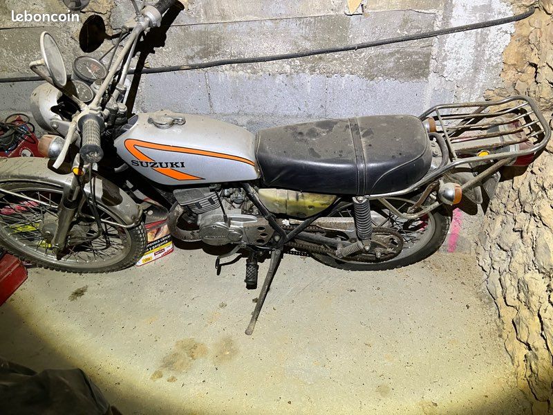 125 TS Suzuki 1975 (image 1)