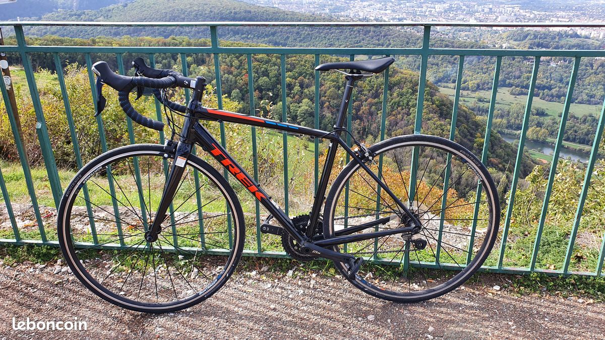 Vélo de route Trek Emonda ALR5 (image 1)