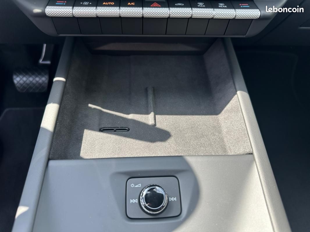 Volkswagen ID.3 NEO 50 kWh Life (image 18)
