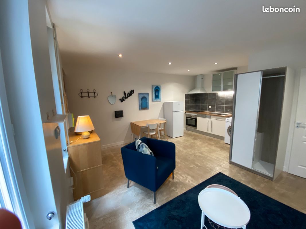 Appartement 1 pièce 28 m² · à Saint-Étienne · 28 m² · 445 €/mois