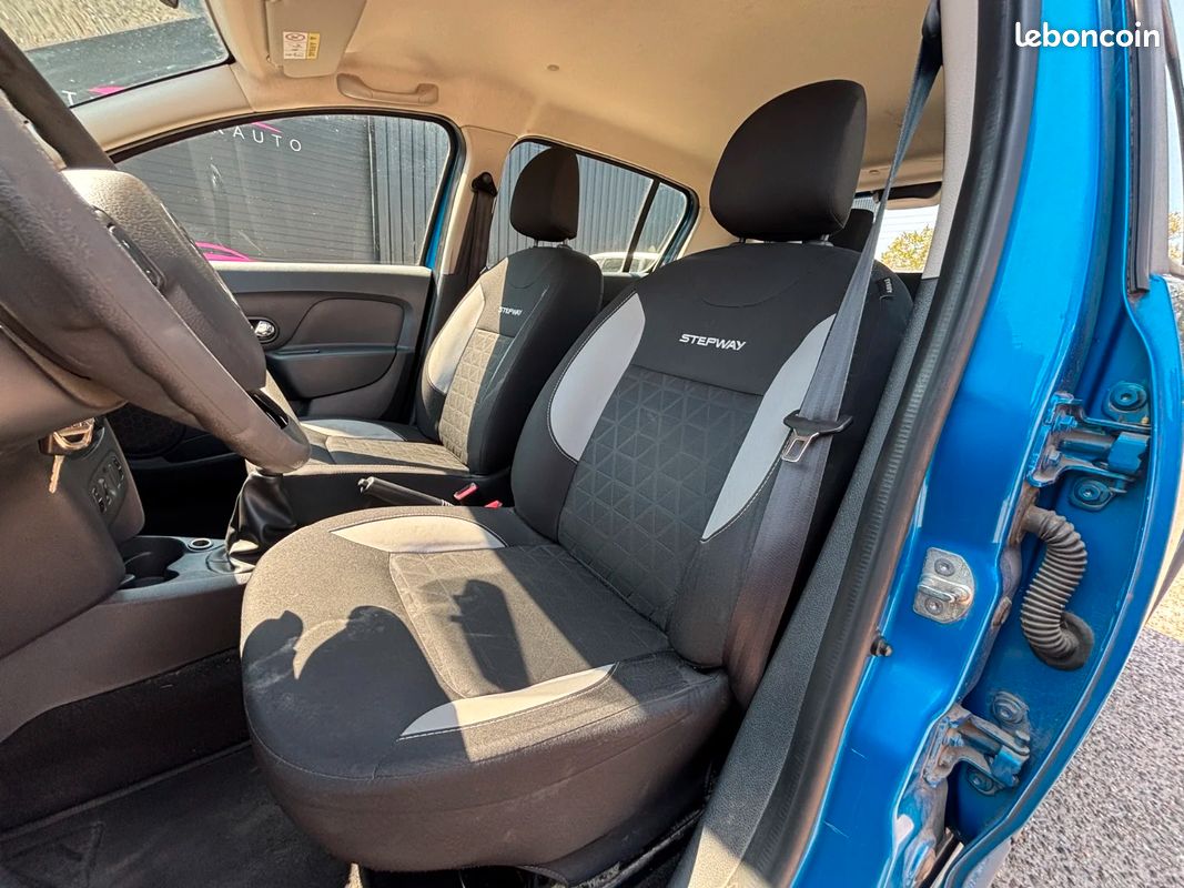 DACIA SANDERO 1.5 dCi 90 E6 Urban Stepway - DISTRIBUTION NEUVE (image 17)