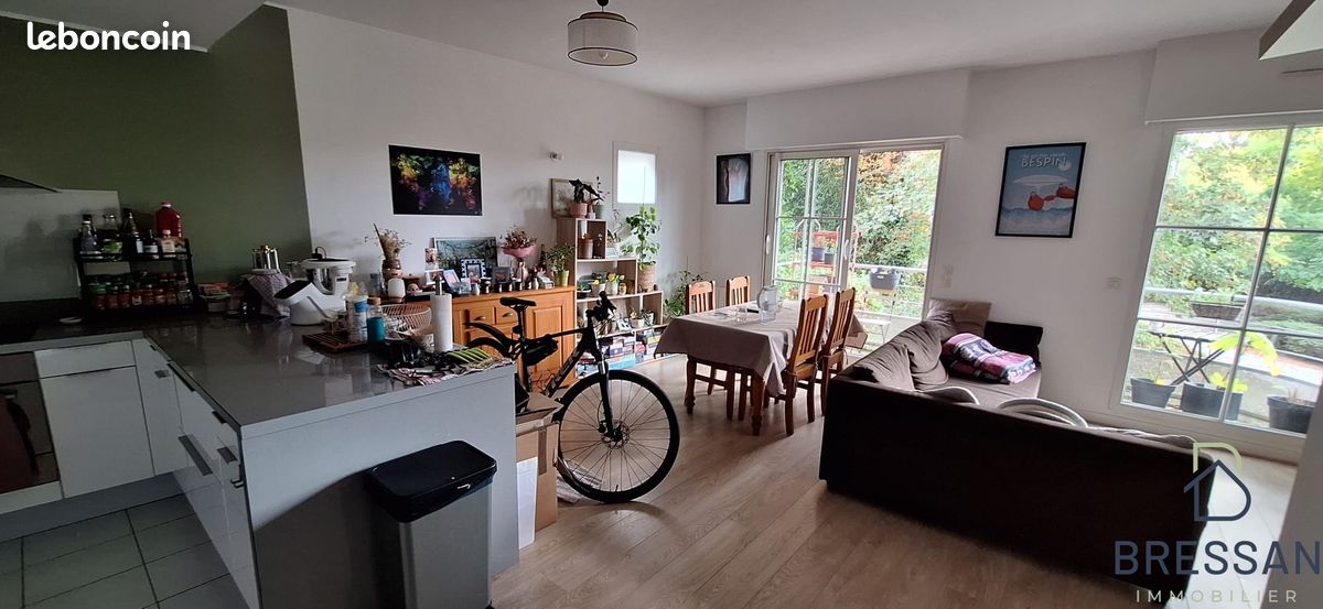 Appartement 3 pièces 65 m² · à Croix · 65 m² · 220 000 €