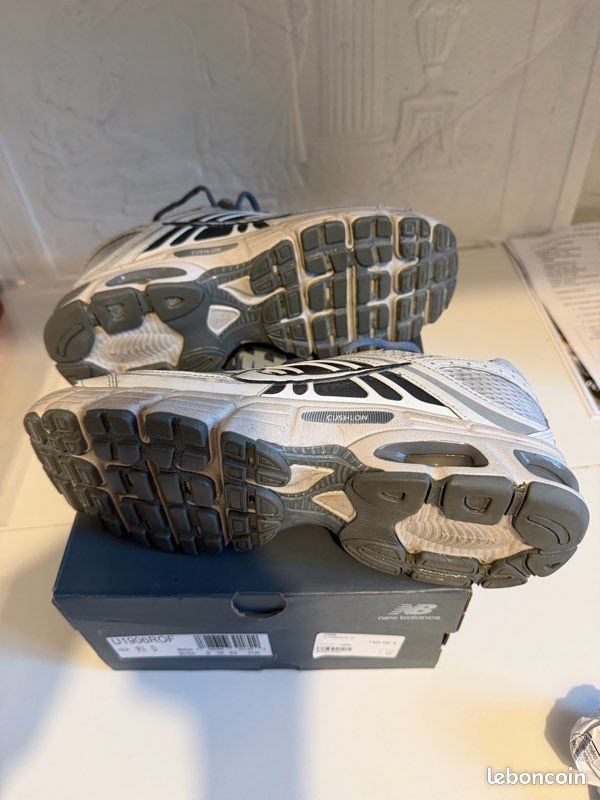 Nike Nike Air Max Moto 2K en 43 TBE (image 2)