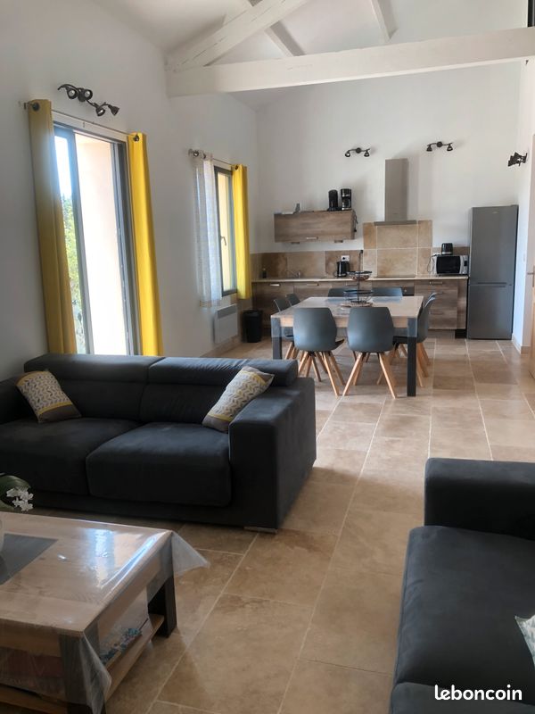 Appartement 5 pièces 110 m² · à Pernes-les-Fontaines · 110 m² · 1 000 €/mois