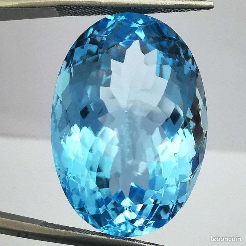 Topaze naturelle bleu suisse 35.77 ct certifiée ALGT (image 9)