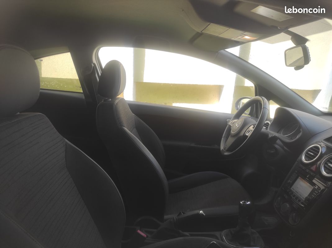 Corsa phase 2 1300 cdti 2014 gps regulateur clim 135000 km (image 5)