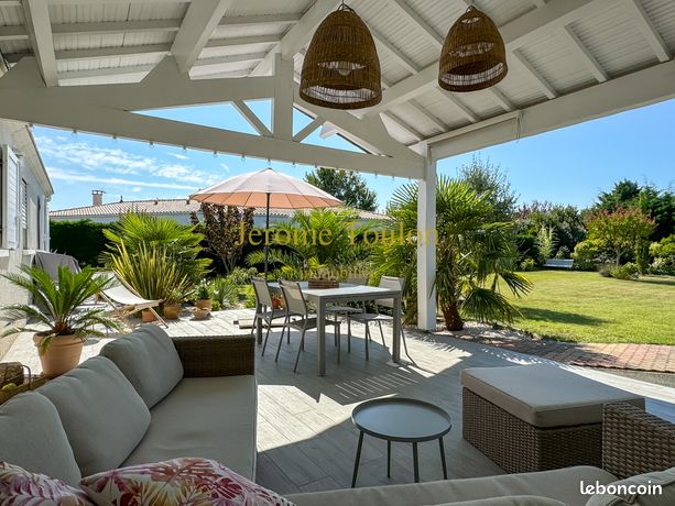 Gîte 11 pièces 256 m²