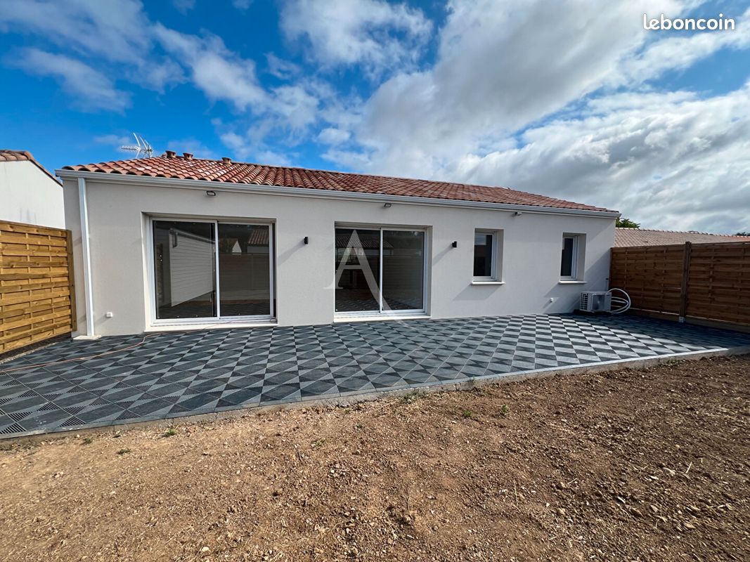 Maison 4 pièces 87 m² · à Saint-Hilaire-la-Forêt · 87 m² · 281 400 €