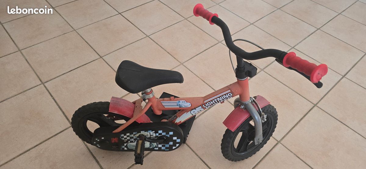Vélo enfant CARS 10 pouces (image 5)