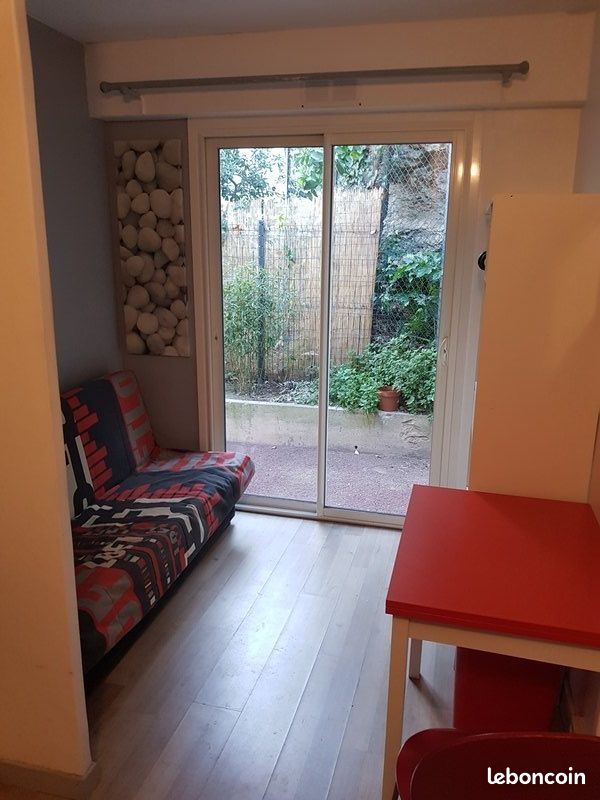 Appartement 1 pièce 10 m² · à Marseille · 10 m² · 370 €