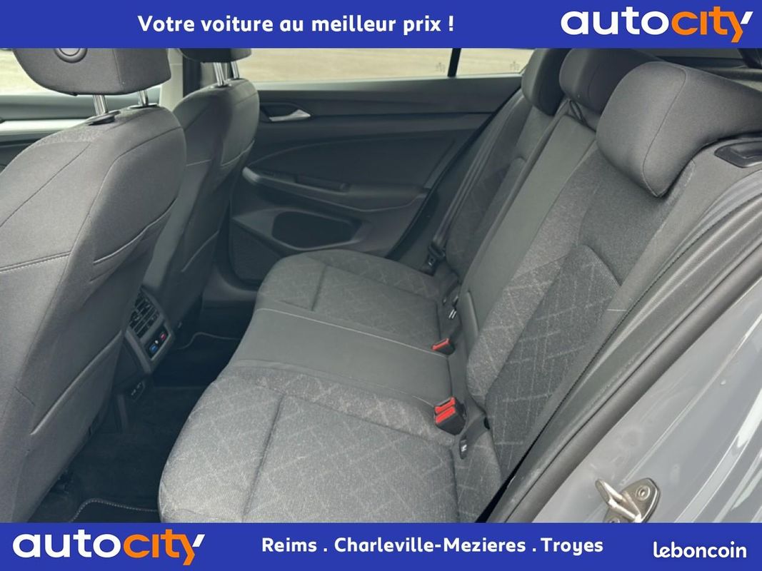 VOLKSWAGEN GOLF 1.5 eTSI OPF - 150 - BV DSG 7 VIII BERLINE Life 1st (image 10)