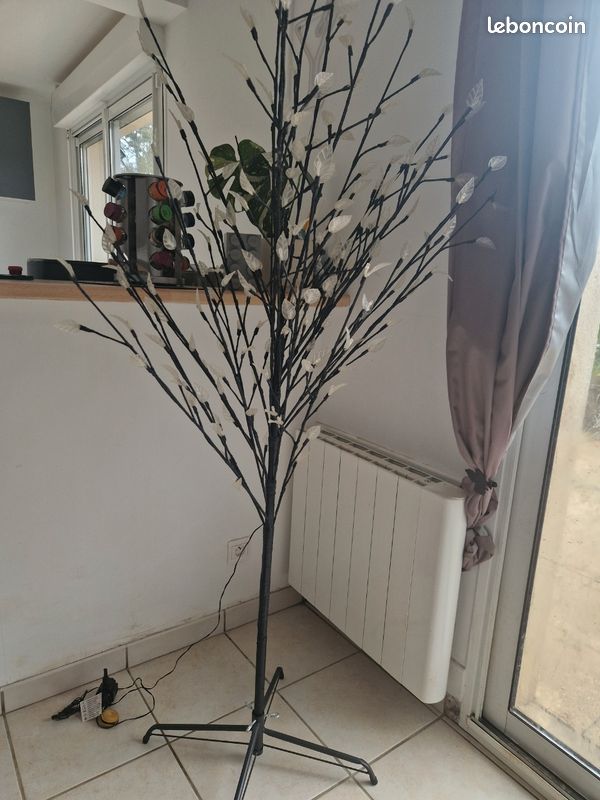 Arbre lumineux (image 1)