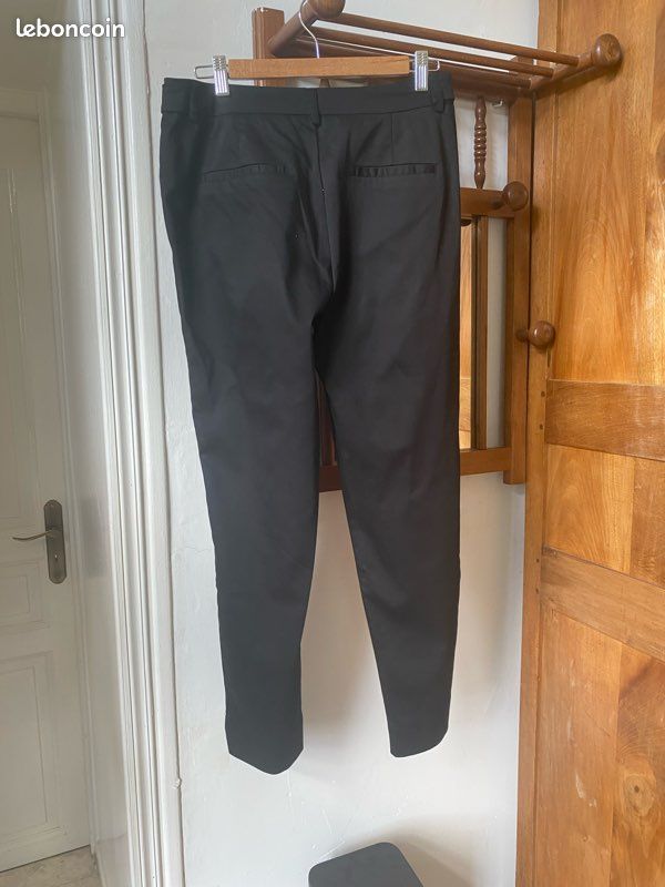Pantalon noir intemporel taille 38 (image 2)