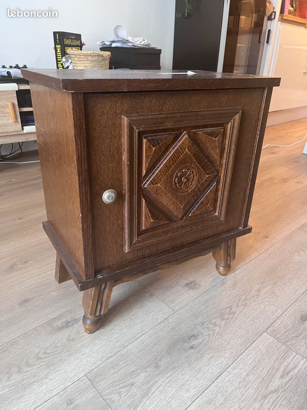 Petit meuble de rangement vintage en bois (image 1)