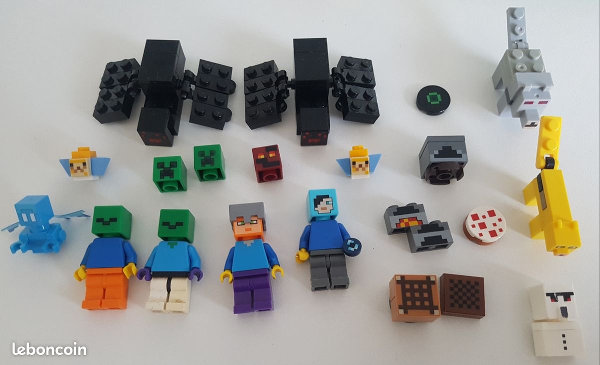 Lot lego manecraft + set mancraft 21135 - Jeux & Jouets
