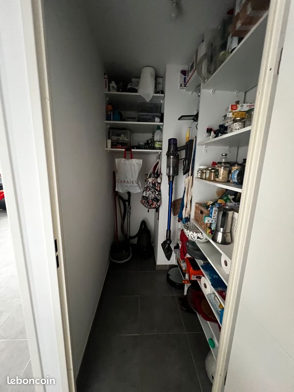 Colocation dans grand T3/T4 lumineux de 100 m² – Dernier étage & vue Pyrénées (Tram T1) (image 7)