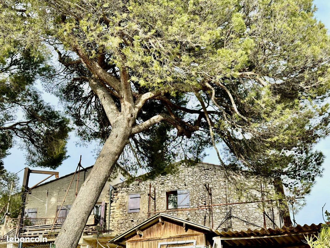 Maison 4 pièces 100 m² · à Ventabren · 100 m² · 499 000 €