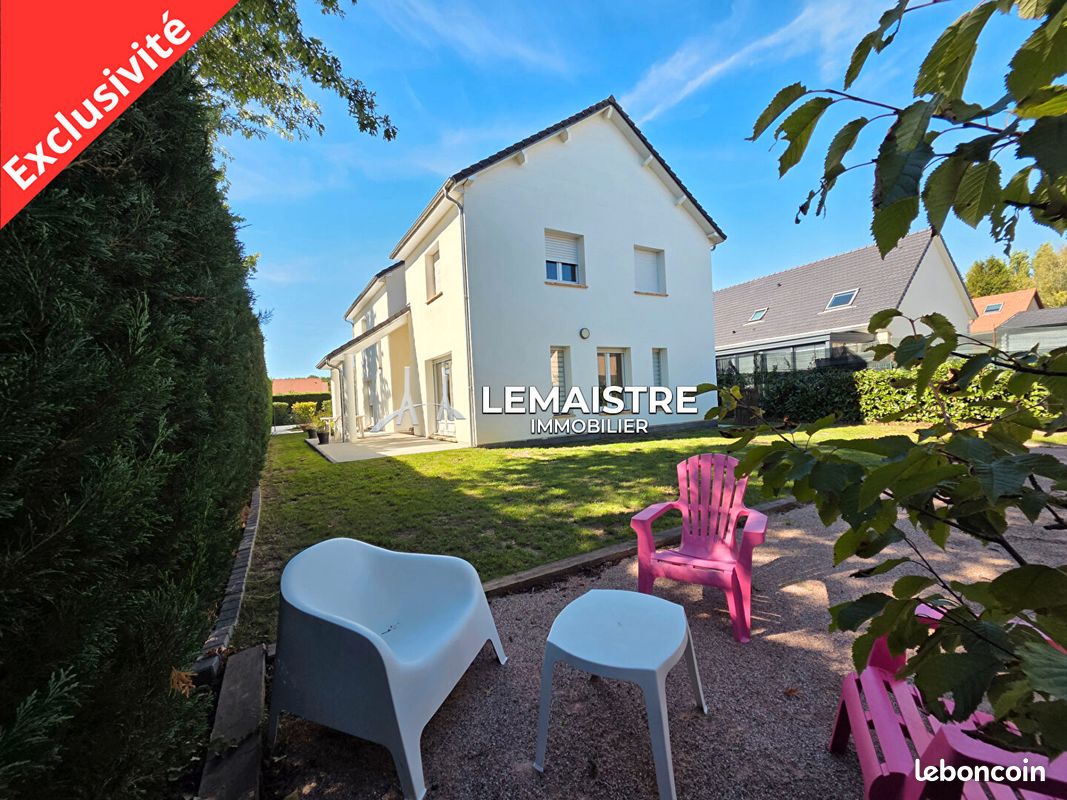 Maison 8 pièces 198 m² · à Saint-Étienne-du-Rouvray · 198 m² · 419 950 €