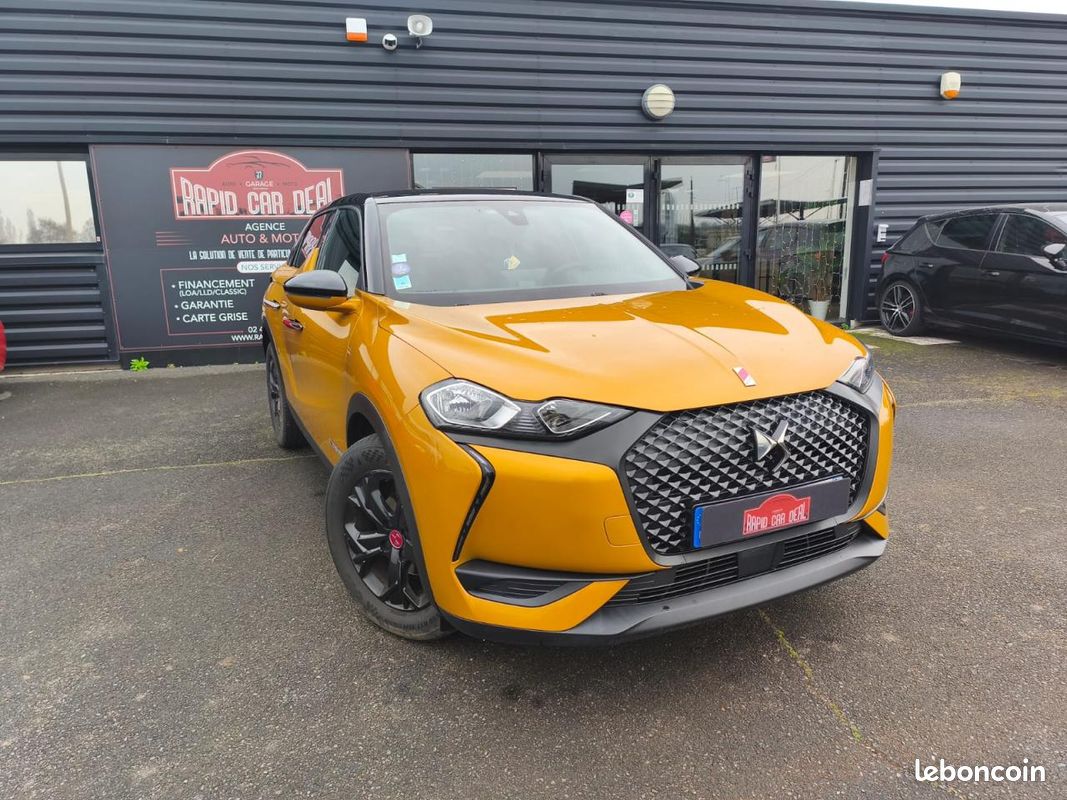 DS DS 3 CROSSBACK DS3 Crossback 1.2i PureTech 12V - 100 Performance Line PHASE 1 GARANTIE 6 MOIS (image 1)