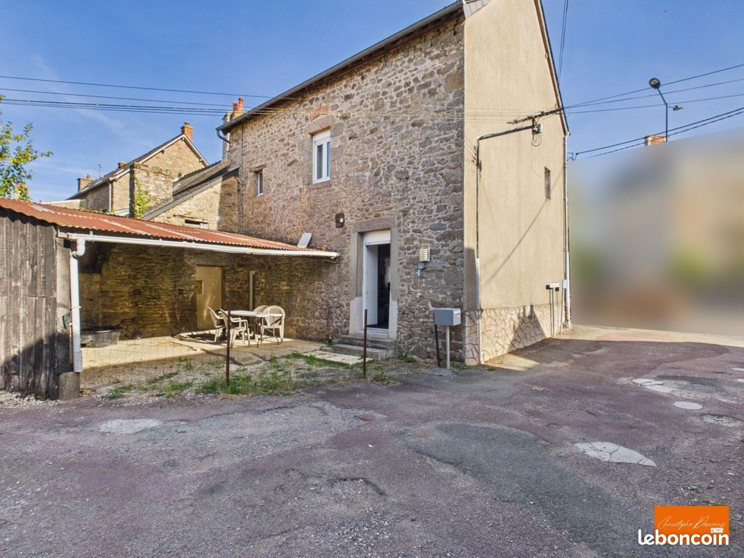 Maison 5 pièces 95 m² · à Aron · 95 m² · 152 500 €
