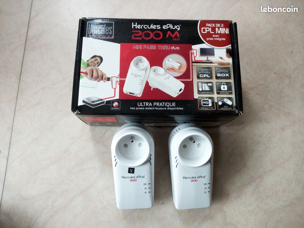 2 adaptateurs CPL ( Courant Porteur en Ligne ) AudioVidéo Hercules ePlug 200 M mini AV (avec prise de courant passante et switch On/Off) (image 1)