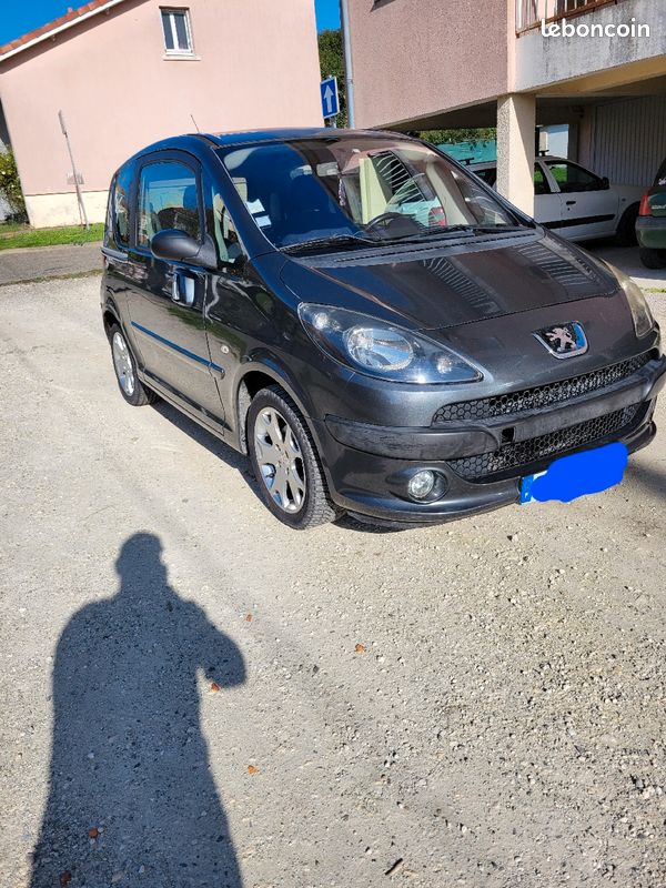 Peugeot 1007 - Voitures