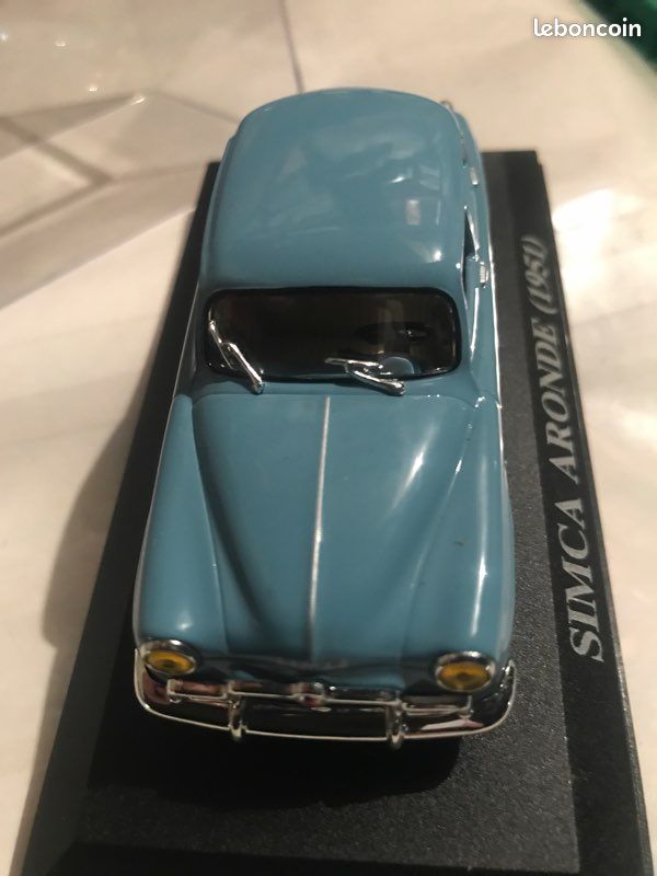 Voiture Miniature SIMCA ARONDE 1951 Bleue - Altaya échelle 1:43 - Modèle De Collection