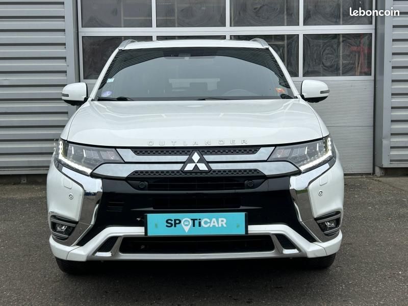 Mitsubishi Outlander PHEV Twin Motor Business 4WD Euro6d-T EVAP 5cv (image 2)