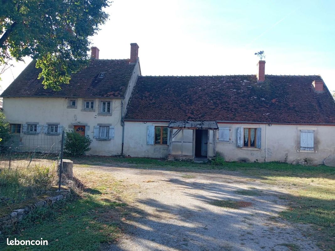 Maison 7 pièces 236 m² · à Isle-Et-Bardais · 236 m² · 174 000 €