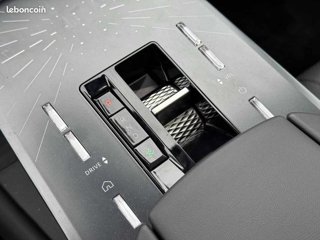 Ds N°8 Electrique 230ch 73,7kWh Etoile (image 34)