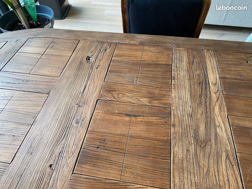 Table (image 1)
