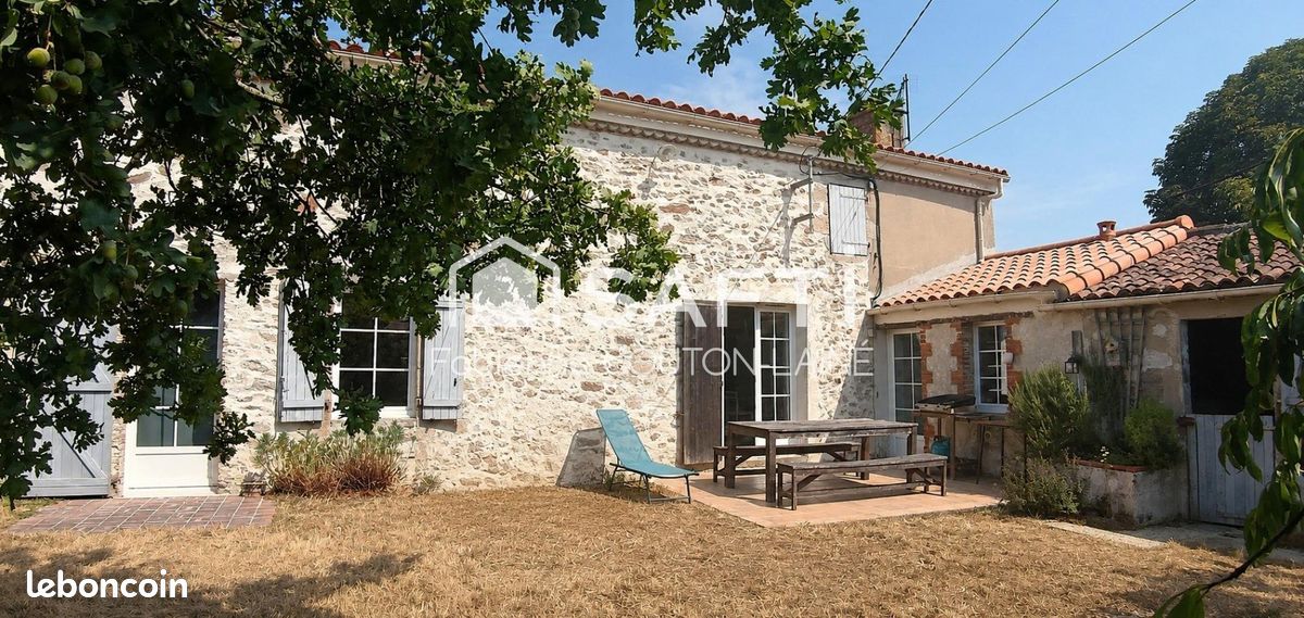 Maison 8 pièces 152 m² · à Aizenay · 152 m² · 332 900 €