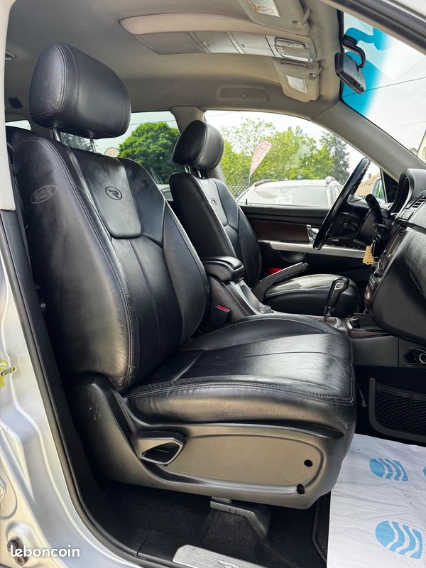 Ssangyong Rexton II 2.7 Xdi 163 CV / 4x4 / BOITE AUTOMATIQUE / CUIR / CLIM AUTO / ATTELAGE (image 9)