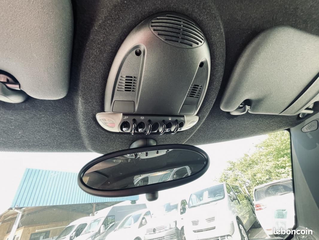 Mini COOPER S 1.6 i 175 SPORT BVA GRIS (image 12)