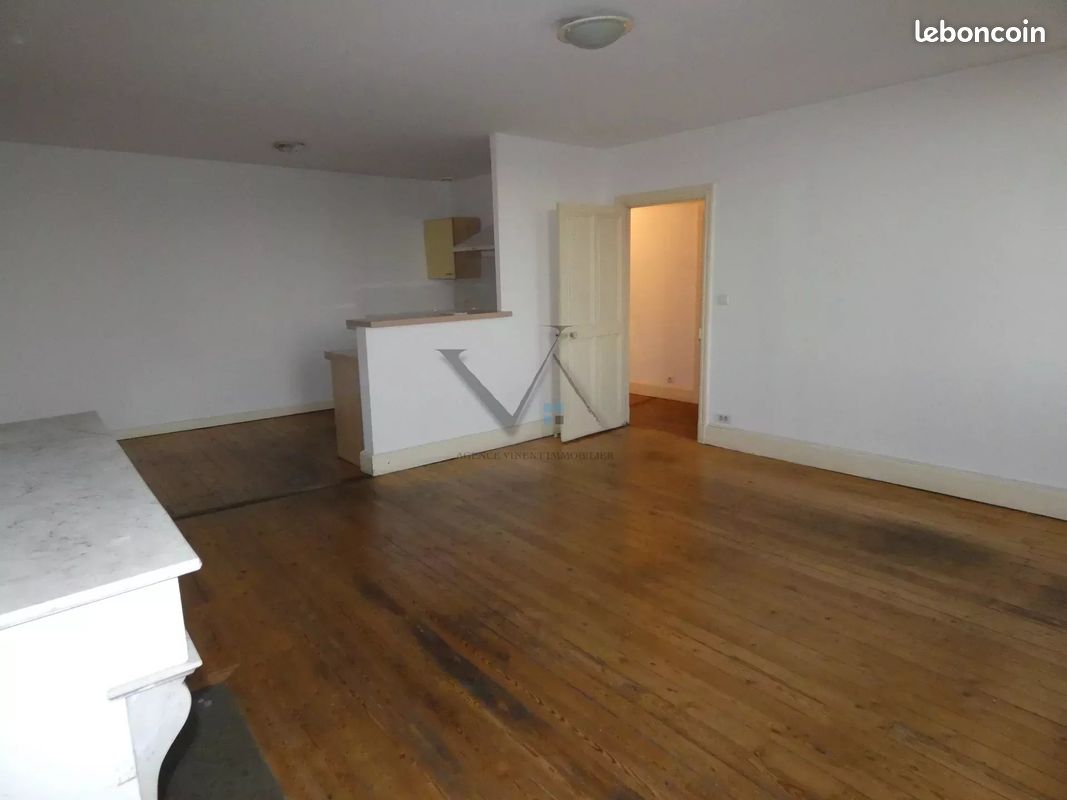 Appartement a louer montelimar - 4 pièce(s) - 101 m2 - Surfyn