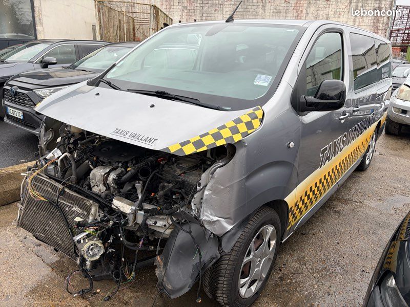 Citroën Jumpy Space tourer 9 places accidenté (image 2)