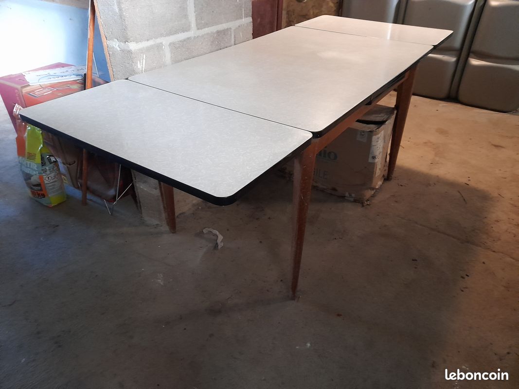 Table formica vintage (image 1)