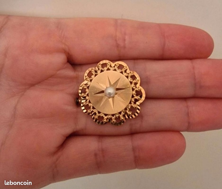 Broche Ancienne Fantaisie – En Très Bon état (occasion)
