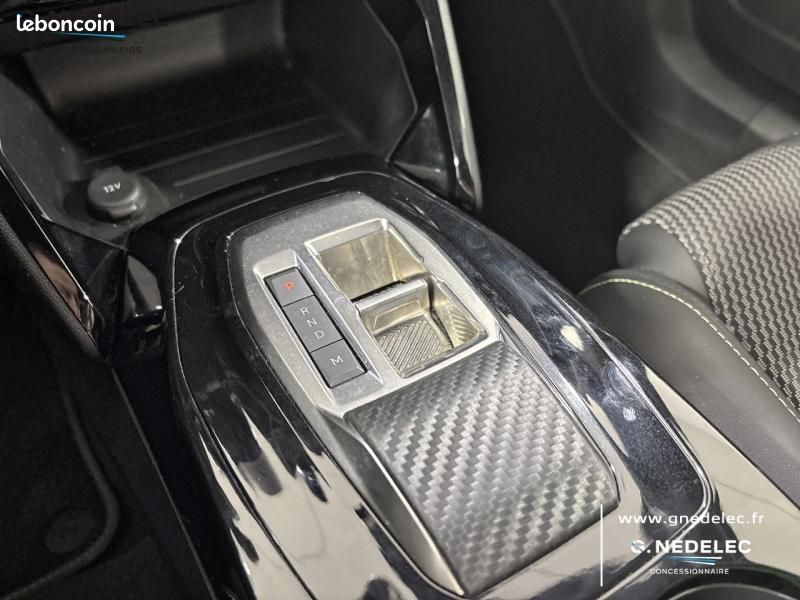 Peugeot 2008 1.2 Hybrid 145ch GT e-DCS6 (image 16)