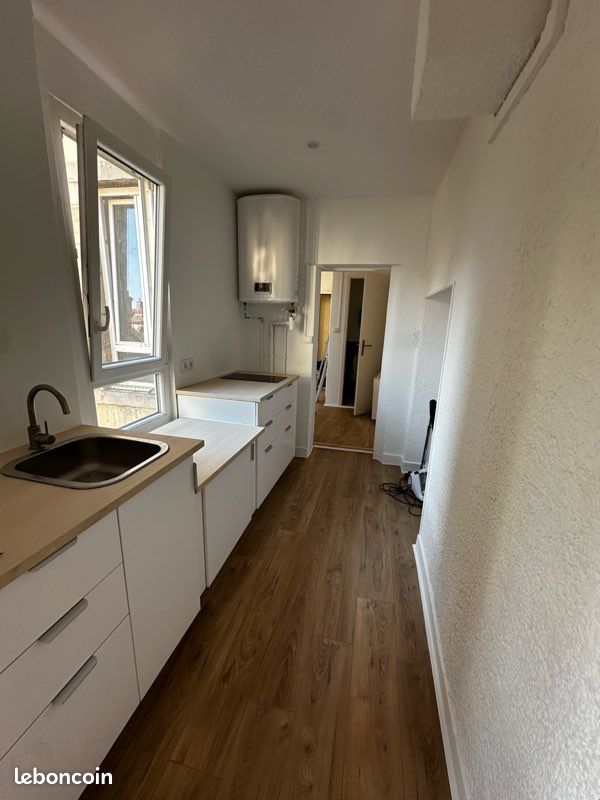 Appartement 1 pièce 25 m² · à Dijon · 24,7 m² · 610 €