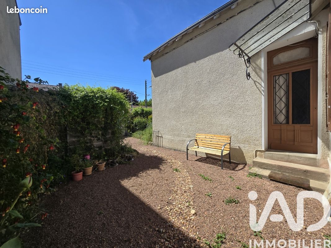 Maison 3 pièces 71 m² · à Thouars · 71 m² · 86 000 €