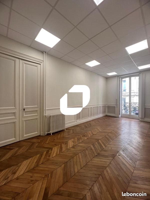 Bureau 328 m² (image 16)