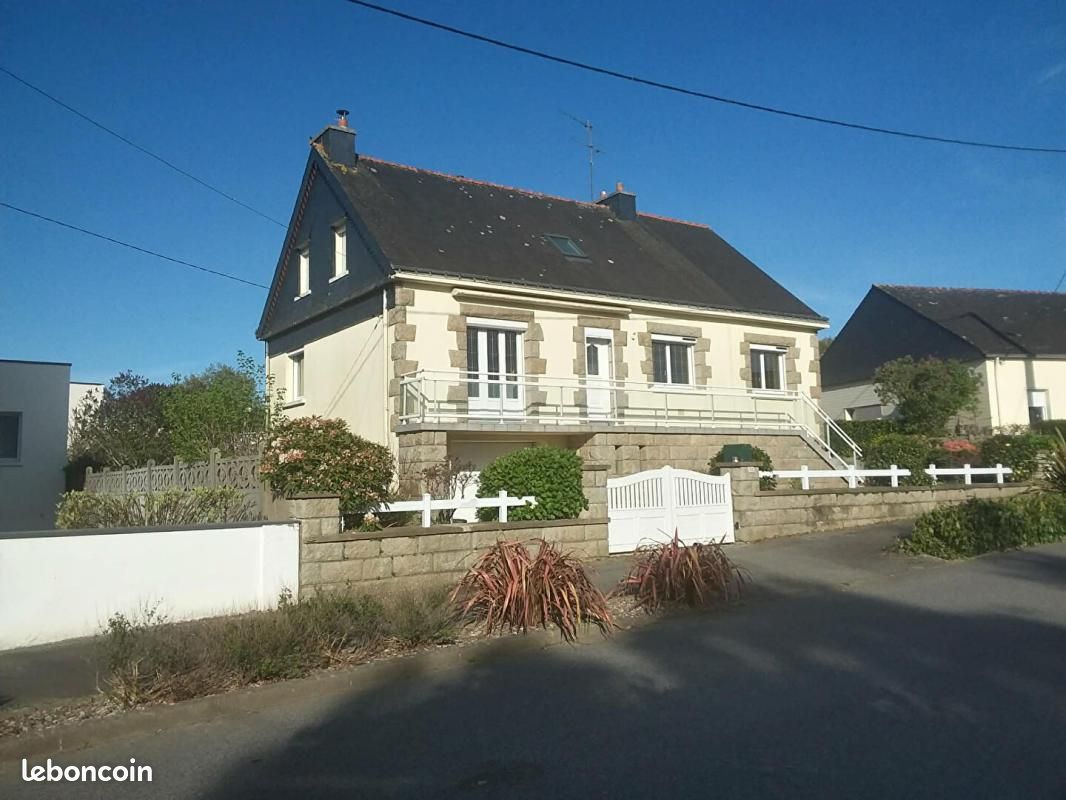 Maison 7 pièces 116 m² · à Malguénac · 116 m² · 80 000 €