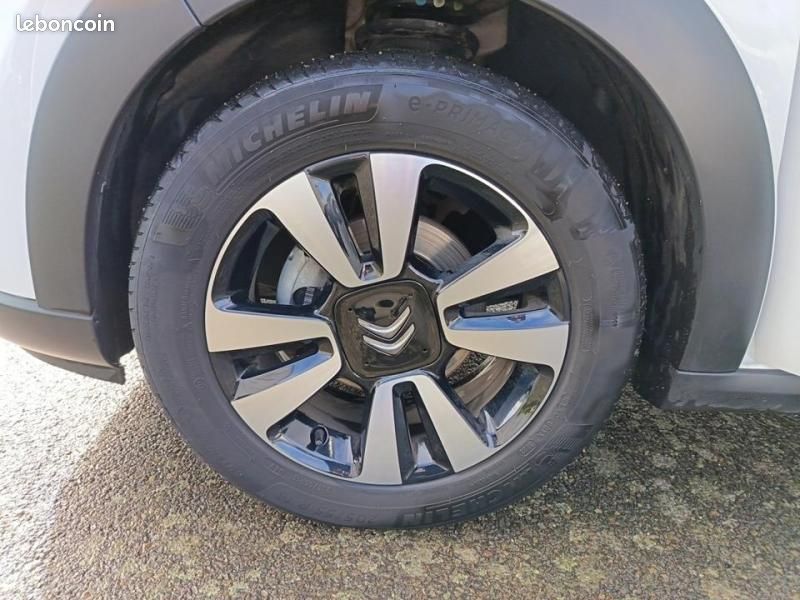 Citroen C3 1.2 PureTech 83ch S&S Shine (image 9)