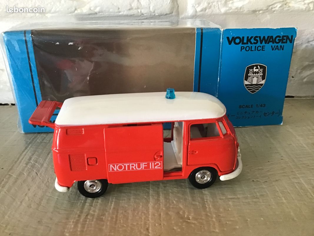 Miniature ODEON 1/43 – Volkswagen Combi T6 Pompiers, Montée Métal, Neuve