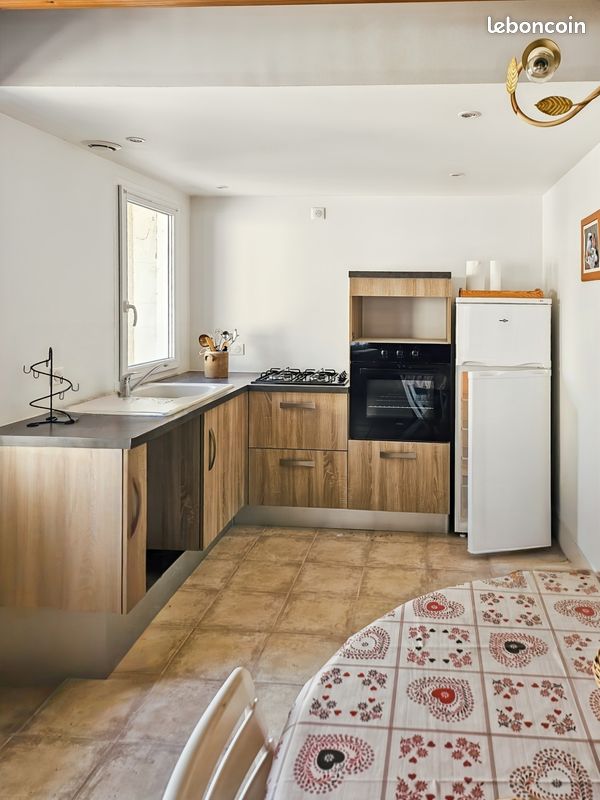 Maison 3 pièces 80 m² · à Junhac · 80 m² · 35 000 €