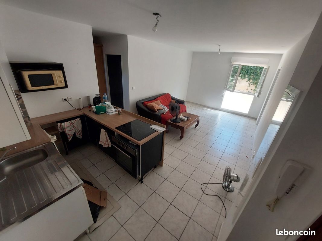 Appartement 3 pièces 63 m² · à Saint-Cyr-sur-Mer · 63 m² · 1 038 €/mois